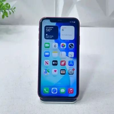iPhone 11 | 64GB | Red | Unlocked - Thumbnail 3