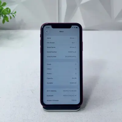 iPhone 11 | 64GB | Red | Unlocked - Thumbnail 8