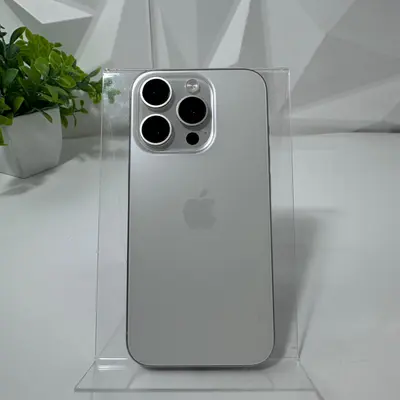 iPhone 15 Pro | 256GB | White Titanium | Unlocked - Thumbnail 8