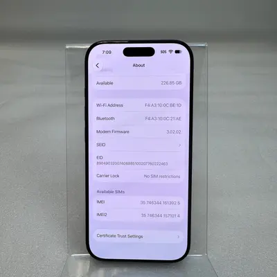 iPhone 16 Pro | 256GB | Black Titanium | Unlocked - Thumbnail 7