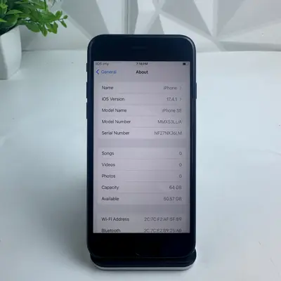 iPhone SE (3rd generation) | 64GB | Black | Unlocked - Thumbnail 7
