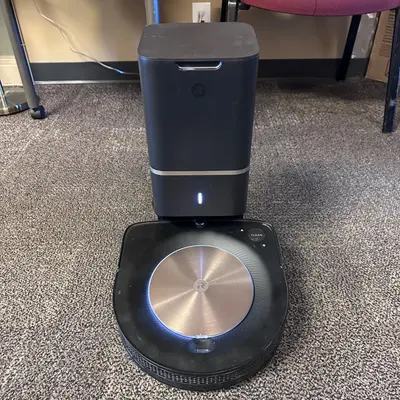 iRobot Roomba s9+ Robot Vacuum with Clean Base Automatic Dirt Disposal ADB-N1 - Thumbnail 9