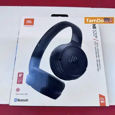 JBL Tune 520BT Wireless On-Ear Headphones Black, Pure Bass Sound - Thumbnail 2