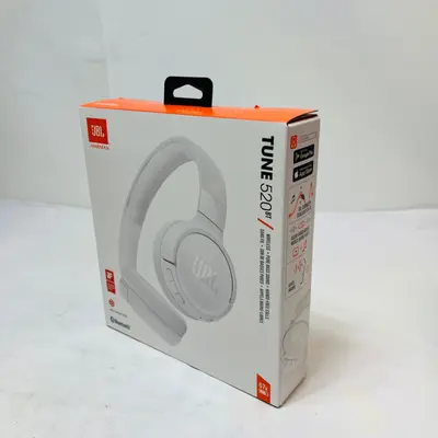 JBL Tune 520BT Wireless Over-Ear Headphones Pure Bass Sound White JBLT520BTWHTAM - Thumbnail 4