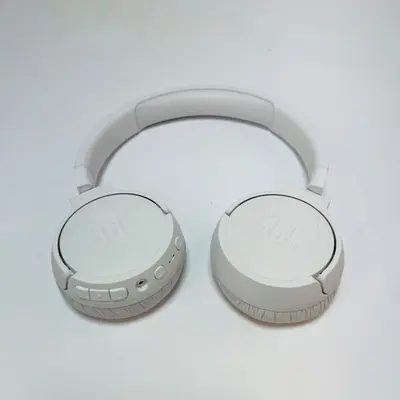 JBL Tune 670NC Wireless Adaptive Noise Cancelling Headphones Bluetooth White - Thumbnail 2