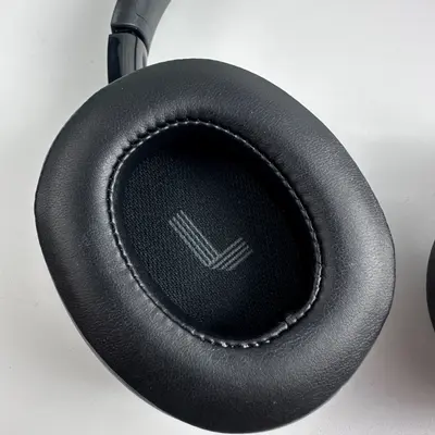 JBL Tune 720BT Wireless Over-Ear Headphones Pure Bass Sound 76H Battery Black - Thumbnail 6