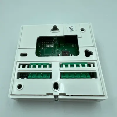 Johnson Controls HE-68N3-0N00WS Wall Temp Sensor | 240 Series | HVAC Control - Thumbnail 4