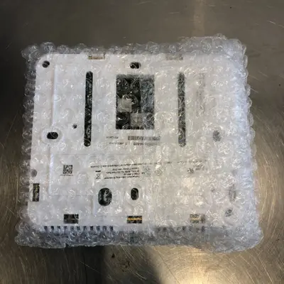 Johnson Controls Tec3000 Smart Thermostat - Thumbnail 4