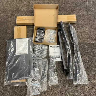 Tripp Lite Mobile Flat-Panel TV Floor Stand Cart Height-Adjustable LCD 32"-70" Displays - Thumbnail 3