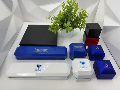 LED Illuminated Diamond Jewelry Display Gift Boxes - Thumbnail 2