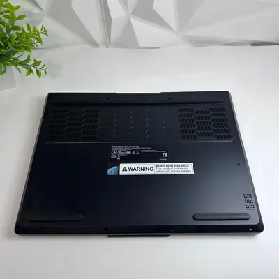 Lenovo Legion Pro 5 16ADR10 Laptop 16" OLED, Ryzen 7 8745HX, 32GB, 1TB, RTX 5060 - Thumbnail 8