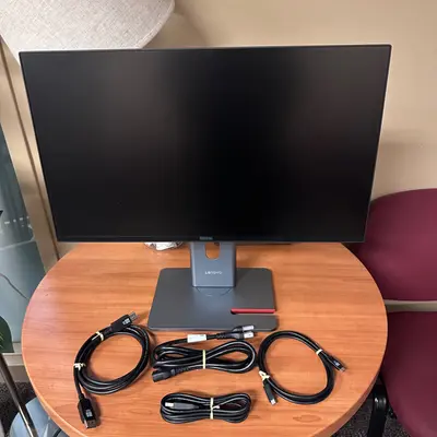 Lenovo ThinkVision P24QD-40 23.8" QHD 2560x1440 IPS Borderless Office PC Monitor - Thumbnail 2