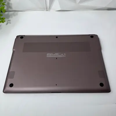 LG gram Pro 17" 2.5K Touch Laptop, Core Ultra 7, 32GB, 1TB, Windows 11 Home - Thumbnail 8