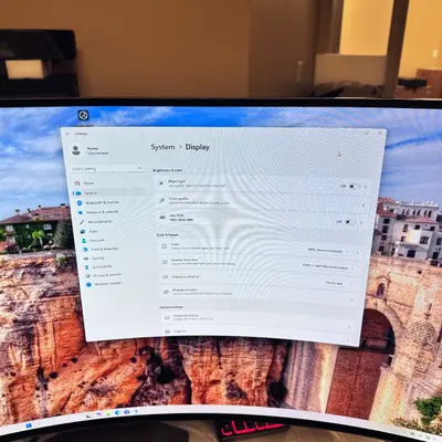 LG UltraGear 39GS95QE-B 39" Curved OLED Gaming Monitor 240Hz G-SYNC FreeSync - Thumbnail 9