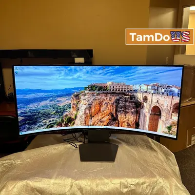 LG UltraGear 39GS95QE-B 39" Curved OLED Gaming Monitor 240Hz G-SYNC FreeSync - Good - Real photo at TamDo.us