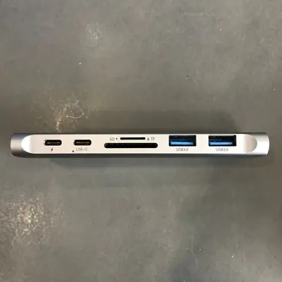 Lionwei 7-in-1 USB-C Hub Multi-Function Adapter - Thumbnail 2