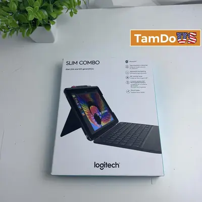 Logitech Slim Combo Backlit Keyboard Case for iPad 5th & 6th Gen - Excellent - Real photo at TamDo.us