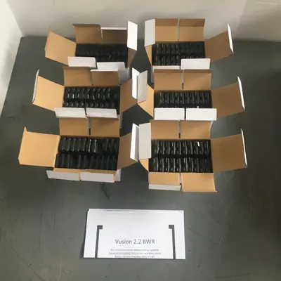 Lot of 120 Vusion 2.2 BWR UU340 SES-Imagotag Electronic Shelf Price Tags - New - Real photo at TamDo.us