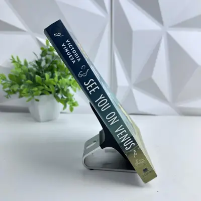 See You on Venus by Victoria Vinuesa Paperback Book - Thumbnail 3