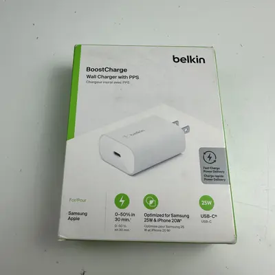 Lot of 3 Belkin BoostCharge 25W USB-C Wall Charger - Thumbnail 2