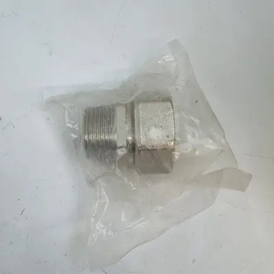Lot of 3 Threaded Pipe Fitting Adapter Coupling 1/2" NPT Male x Female - Thumbnail 5