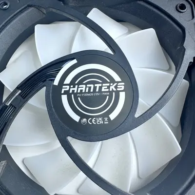 (Lot of 4) Phanteks M25-120 PWM 120mm PC Case Fan Set FOR Desktop Computer PC - Thumbnail 3