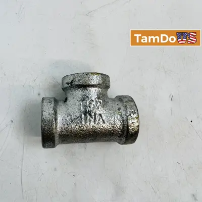 Lot of 5 1/2" Galvanized Iron Pipe Tee Fitting T Connector - Thumbnail 1