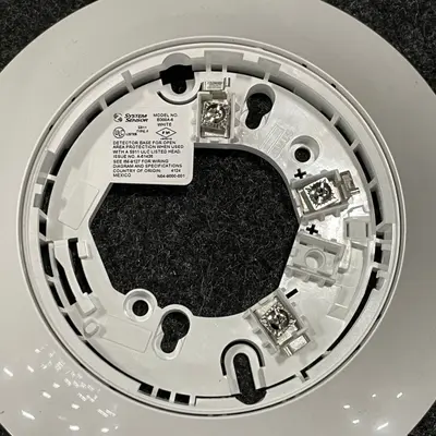 (Lot of 5) System Sensor B300A-6 White 6-Inch Plug-in Detector Base ULC Listed - Thumbnail 3