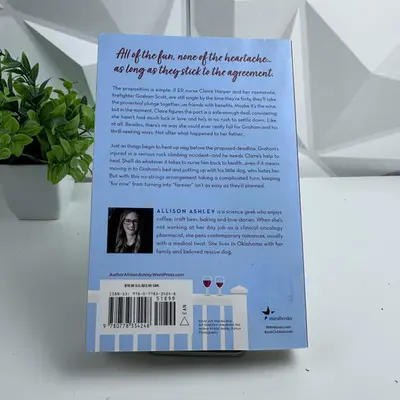 Lot of 7 The Roommate Pact: A Novel by Allison Ashley - Thumbnail 2