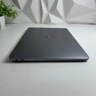Macbook Air (13.3-inch, M1, 2020) 8-Core GPU, 8GB, 512GB SSD *Please READ* - Thumbnail 3