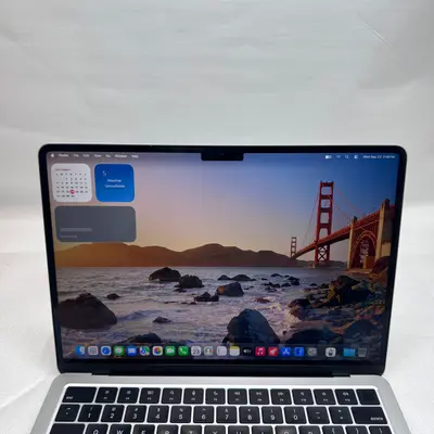 Macbook Air (13-inch, M3, 2024) 10-Core GPU, 16GB, 256GB SSD *Please READ* - Thumbnail 7
