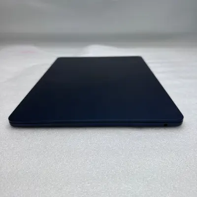 MacBook Air (13-inch, M4, 2025) 10-Core GPU, 16GB, 512GB SSD, Midnight - Thumbnail 4