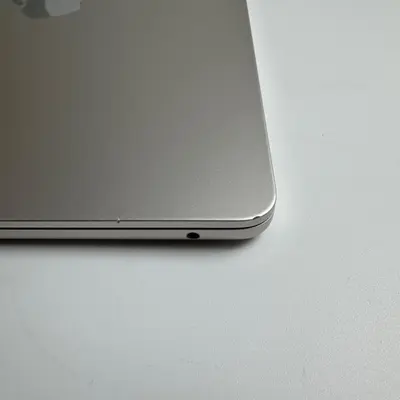 MacBook Air (13-inch, M5) 8-Core GPU, 16GB, 512GB SSD, StarLight - Thumbnail 8