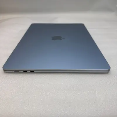 MacBook Air (15-inch, M5) 10-Core GPU, 16GB, 1TB SSD, Sky Blue - Thumbnail 2