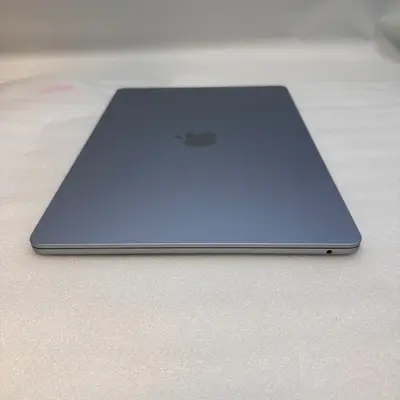 MacBook Air (15-inch, M5) 10-Core GPU, 24GB, 1TB SSD, Sky Blue - Thumbnail 3
