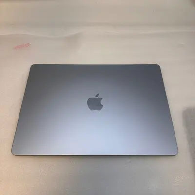 MacBook Air (15-inch, M5) 10-Core GPU, 24GB, 1TB SSD, Sky Blue - Thumbnail 6