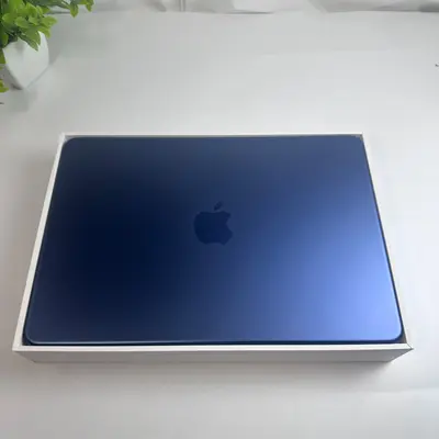 Macbook Neo (13-inch, A18 Pro) 5-Core GPU, 8GB, 512GB SSD - Indigo - Thumbnail 8