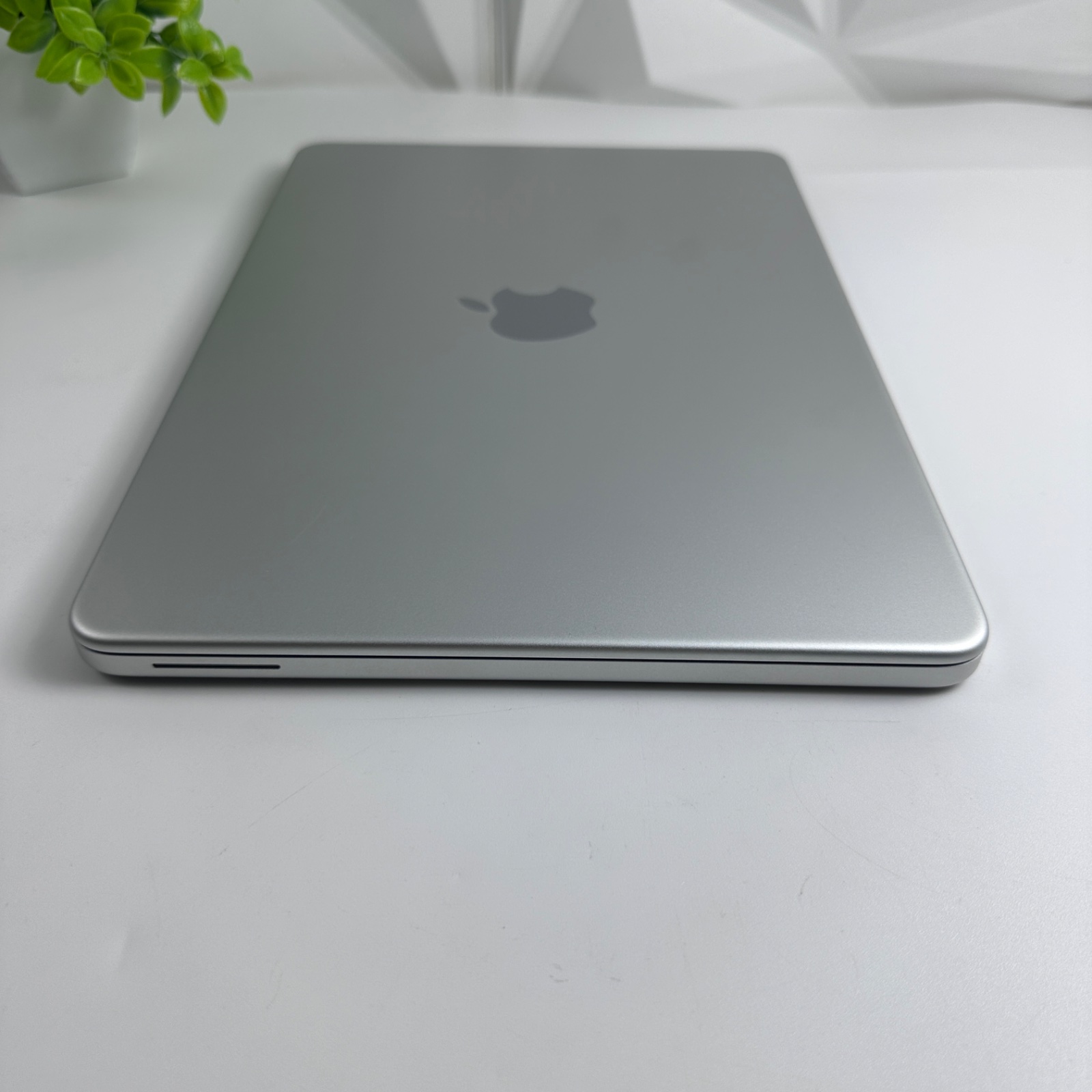 Macbook Neo (13-inch, A18 Pro) | Excellent | TamDo.us