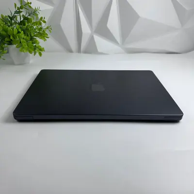 MacBook Pro (14-inch, Apple M5, 2025) 10-Core GPU, 16GB, 1TB SSD, Space Black - Thumbnail 6
