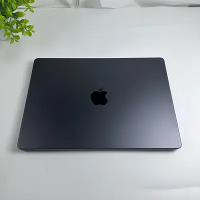 MacBook Pro (14-inch, Apple M5, 2025) 10-Core GPU, 16GB, 1TB SSD, Space Black - Thumbnail 2
