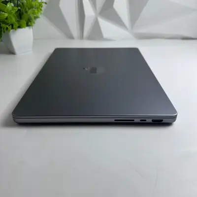 MacBook Pro (14-inch, M2 Pro, 2023) 19-Core GPU, 32GB, 512GB SSD *Please READ* - Thumbnail 2
