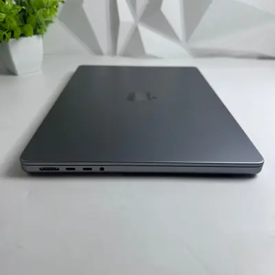 MacBook Pro (14-inch, M2 Pro, 2023) 19-Core GPU, 32GB, 512GB SSD *Please READ* - Thumbnail 3