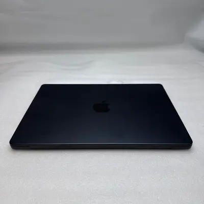Macbook Pro (14-inch, M5) 10-Core GPU, 16GB RAM, 1TB SSD, Space Black - Thumbnail 6