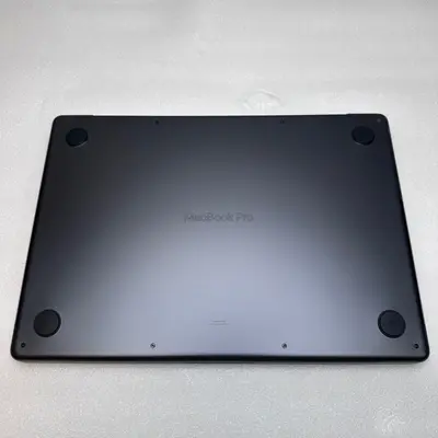 Macbook Pro (14-inch, M5) 10-Core GPU, 16GB RAM, 1TB SSD, Space Black - Thumbnail 7