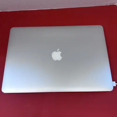 Macbook Pro (15.4" Retina, Mid 2012) Quad-Core i7, 8GB, 256GB, GT 650M *READ* - Thumbnail 2