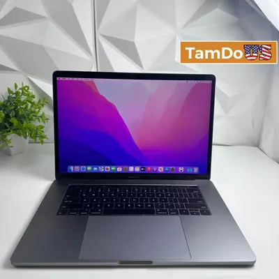 MacBook Pro (15-inch, 2016) Quad-Core i7 2.7Ghz, 16GB RAM, 512GB SSD - Thumbnail 1