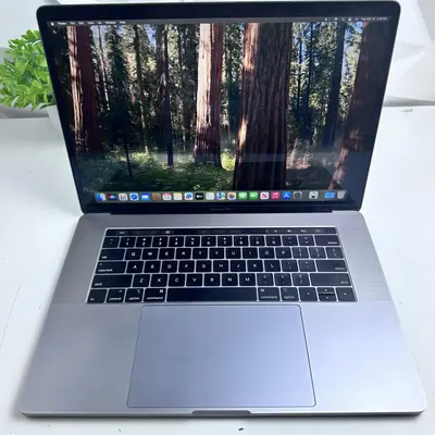 MacBook Pro (15-inch, 2019) Intel 8-Core i9 2.4Ghz, 32GB, 1TB SSD *Pls READ* - Thumbnail 10