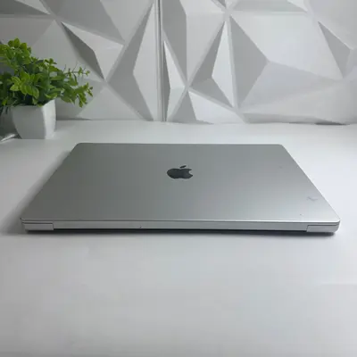 Macbook Pro (16-inch, M1 Pro, 2021) 16-Core GPU, 32GB, 512GB SSD - Thumbnail 4