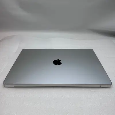 MacBook Pro (16-inch, M4 Pro, 2024) 20-Core GPU, 24GB, 512GB SSD, Silver - Thumbnail 3