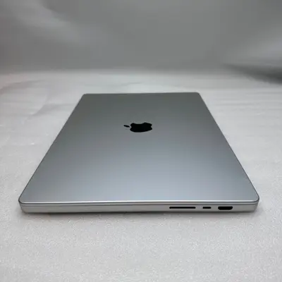 MacBook Pro (16-inch, M4 Pro, 2024) 20-Core GPU, 24GB, 512GB SSD, Silver - Thumbnail 5